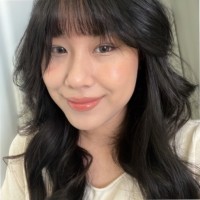 Fridays Employee Vy le's profile photo