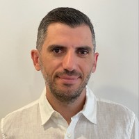 Luis Bastos Email