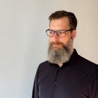 Matthias Becker Email