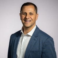 Lee Pinchouck Email & Phone Number