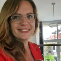 Lindy van Vliet Email