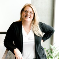 Kelli Hodges Email & Phone Number