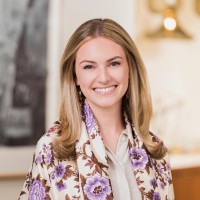 Laurel Wealth Advisors, Inc. Employee Mary Zbinden's profile photo