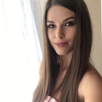 Szabina Toth Email