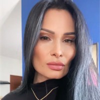 Raquel Mendonça Email