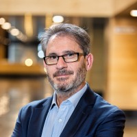 Carlos Menchén Email