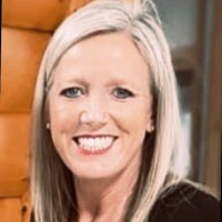 Mint Roofing Employee Jenni Monogue's profile photo