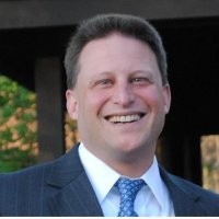 E-mail e número de telefone de Marty Zug