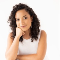 Medika Employee Manoelle Ruas's profile photo