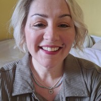 Helen Kembery Email & Phone Number