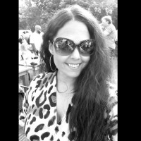 Something Different Wholesale Ltd Employee Sarah James's profile photo