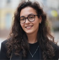Anastasiia Varych Email
