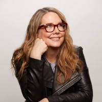 Jenny McCabe Email & Phone Number