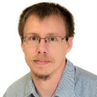Nikola Kovačević Email