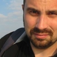 Roman Kuhar Email