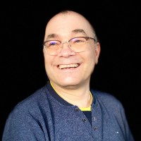 Piotr Nowacki Email