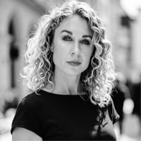 Amanda Ludwig-Chambers Email & Phone Number
