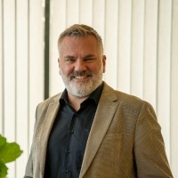 Markus Schratzberger Email