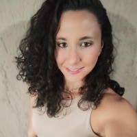 Leticia Noronha Email