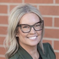 Five Star Leasing Employee Jennifer Lintner's profile photo