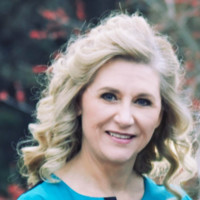 Flossing Direct Employee Laura Springs's profile photo