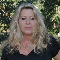 Cindy Deans Email & Phone Number