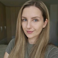 Simona Ivanova Email