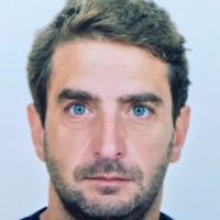 Email e telefono di Andreas Kouris