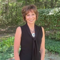 Columbus Consulting International Employee Lynn Hughes's profile photo