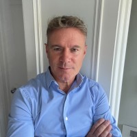 Email di Fergus Johnston