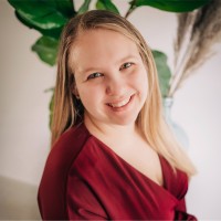Samantha Briggs Email & Phone Number