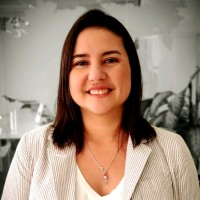 Flavia Oliveira Email