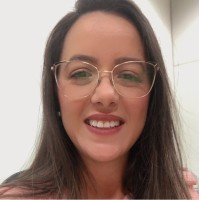 Daniela Fernandes Reis Email
