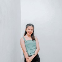 Rhea Parrilla Email