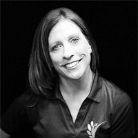 Kelly Comstock
