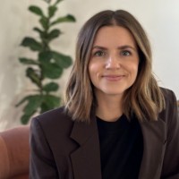 Carly Reasner Email & Phone Number