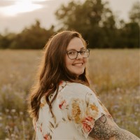AM Pierce & Associates, Inc. Employee Victoria Blackwell's profile photo