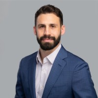 Arie Muniz Email & Phone Number