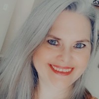 Kelly Travis Email