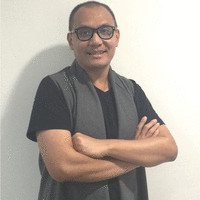 Shopping Mall Employee Kukuk Febrinanda's profile photo