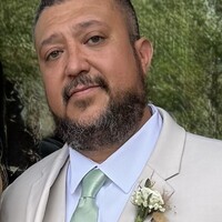 IBuildersCorp Employee Roberto Armendariz's profile photo