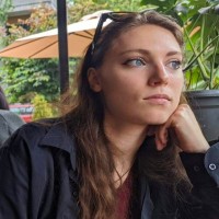 Taylor Simmons Email & Phone Number