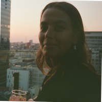 Maud Vos Email