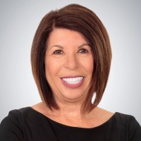 Central Valley Community Bank Employee Elizabeth Salas's profile photo