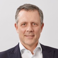 Andre Helfenstein Email & Phone Number