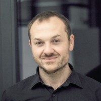 Robin Leuering Email