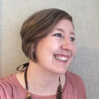 Julia McKnight Email & Phone Number