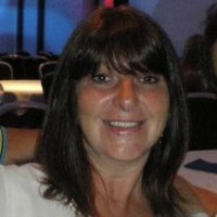 GM Moving Employee Viv Elvidge's profile photo