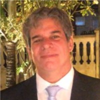 Roberto Cunha Email