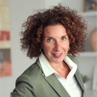 Manna Pro Employee Lisa Nicastri's profile photo